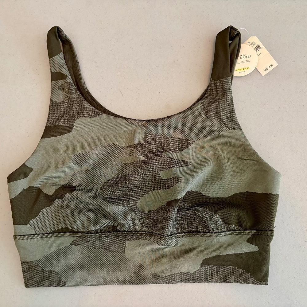 NWT medium Camo Sports Bra by Aerie